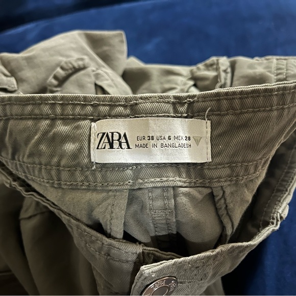 cargo vert, cargo kaki, pour femme, pantalong straight cargo de zara - Picture 3 of 3